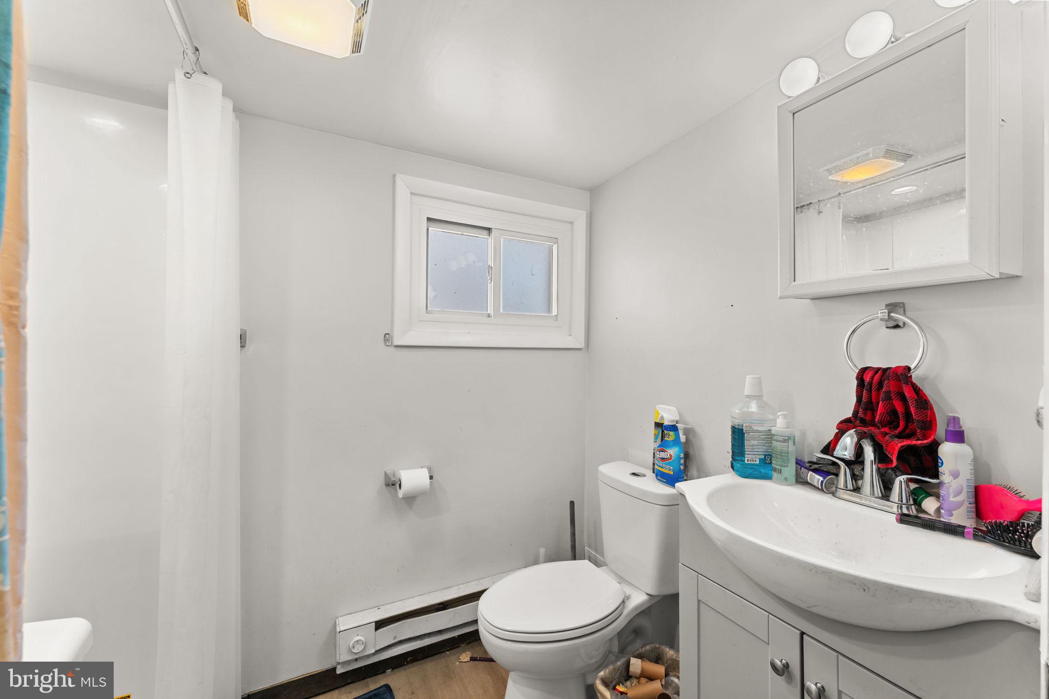 1278 Reading Road Denver, PA 17517 - Photo 16 of 35 Unit 1 Bathroom