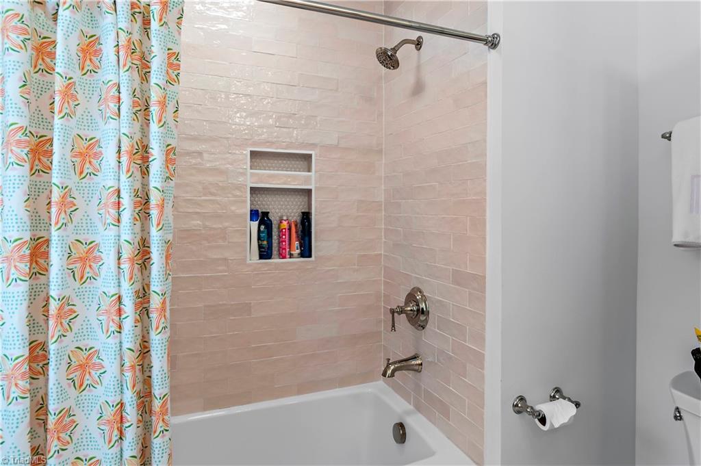 2841 Fairmont Road Northwest Winston-Salem, NC 27106 - Photo 23 of 36