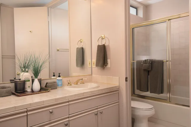 $4,000 | 67821 North Portales Drive, Unit 251, Cathedral City, CA 92234