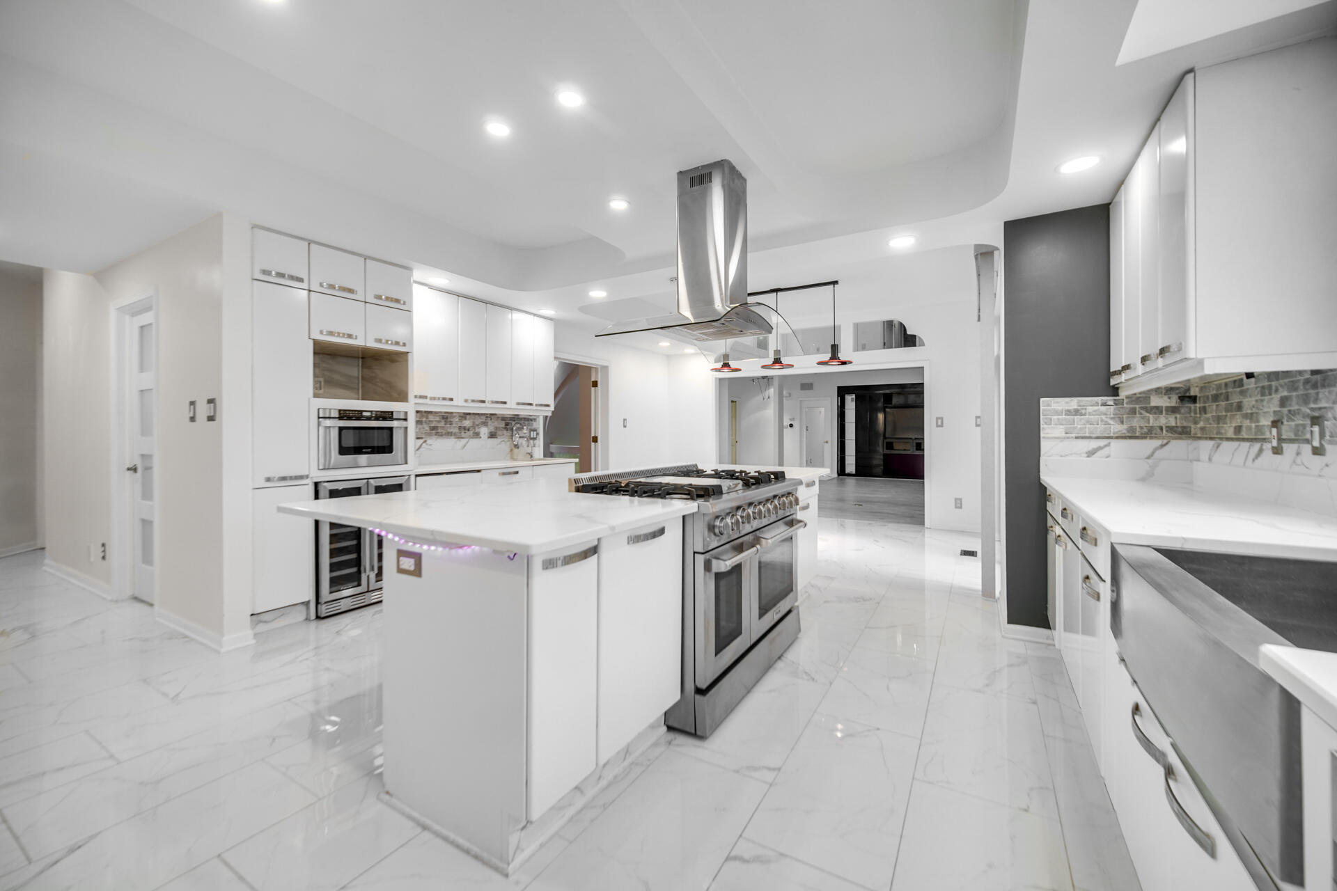 1141 Portmarnock Court Dyer, IN 46311 - Photo 13 of 63 1920x1280