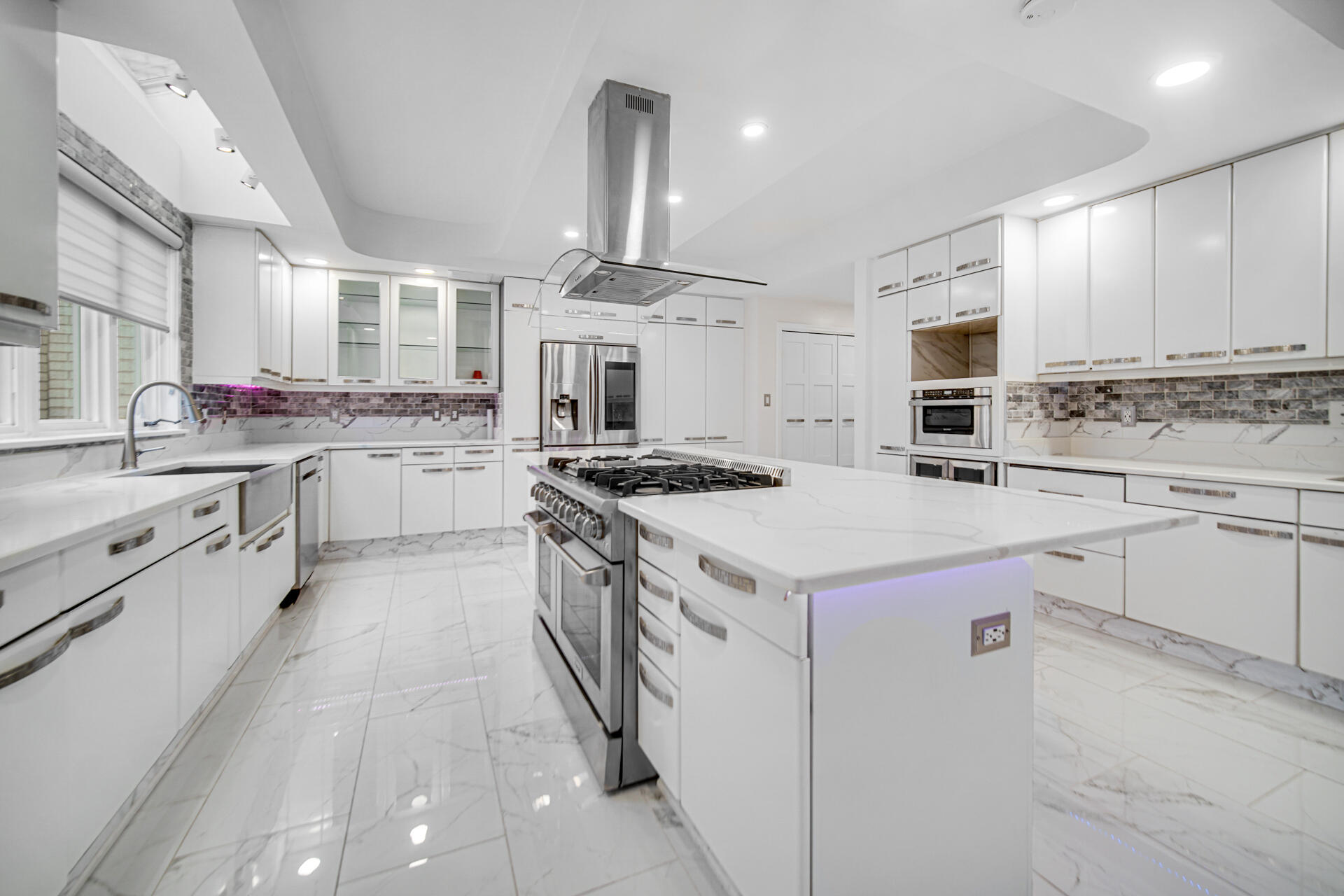 1141 Portmarnock Court Dyer, IN 46311 - Photo 16 of 63 1920x1280