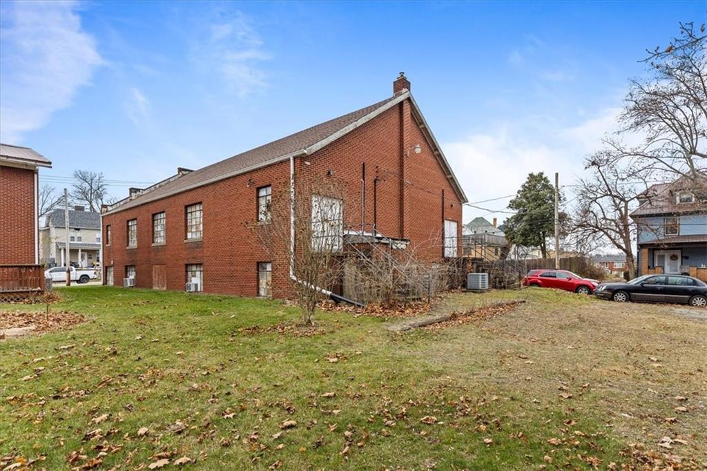 471 New York Avenue Rochester, PA 15074 - Photo 26 of 39