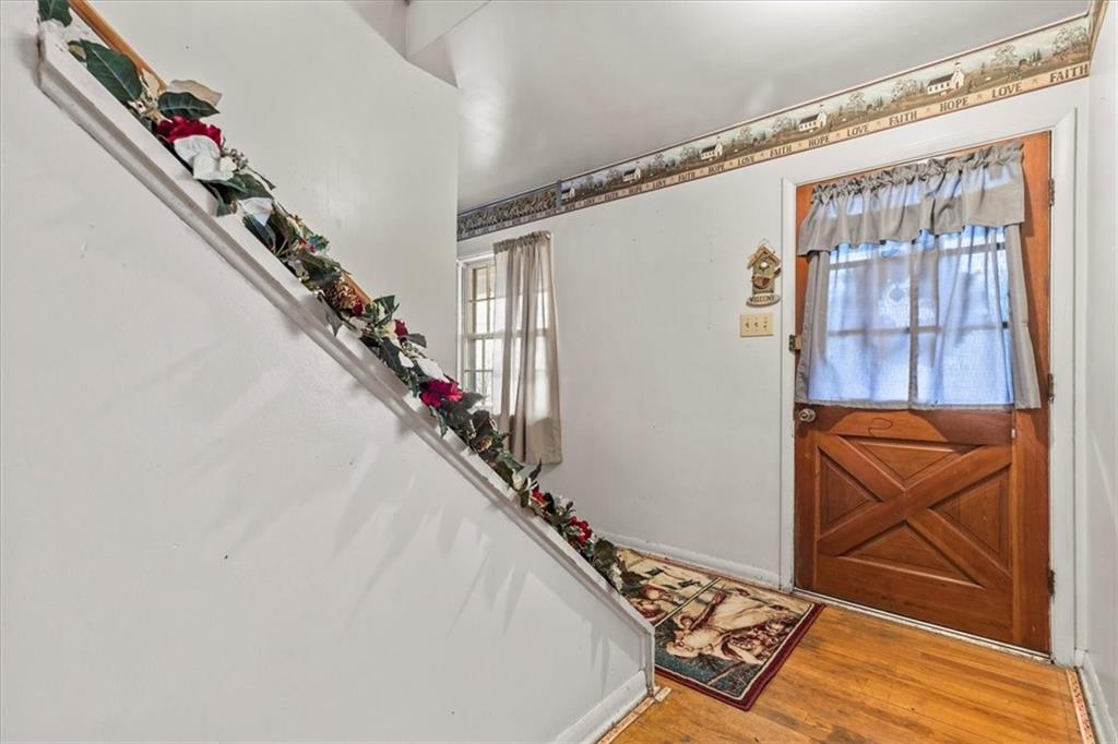 471 New York Avenue Rochester, PA 15074 - Photo 8 of 39