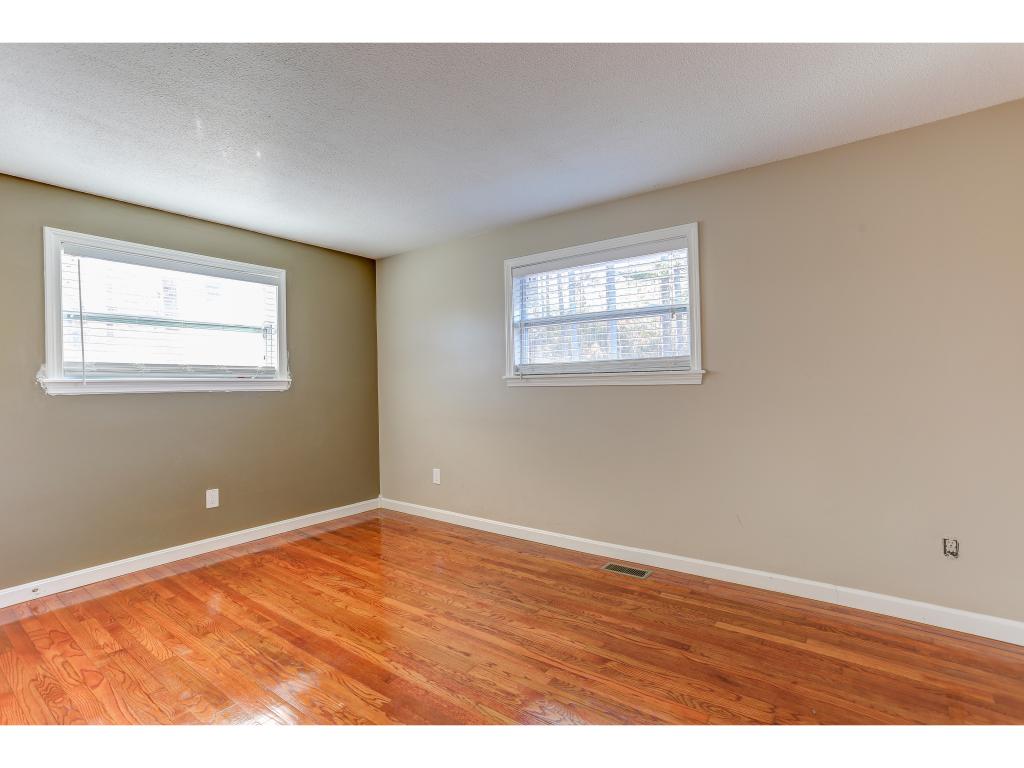 25 Old Nashua Road Amherst, NH 03031 - Photo 13 of 14 Gallery Image 13