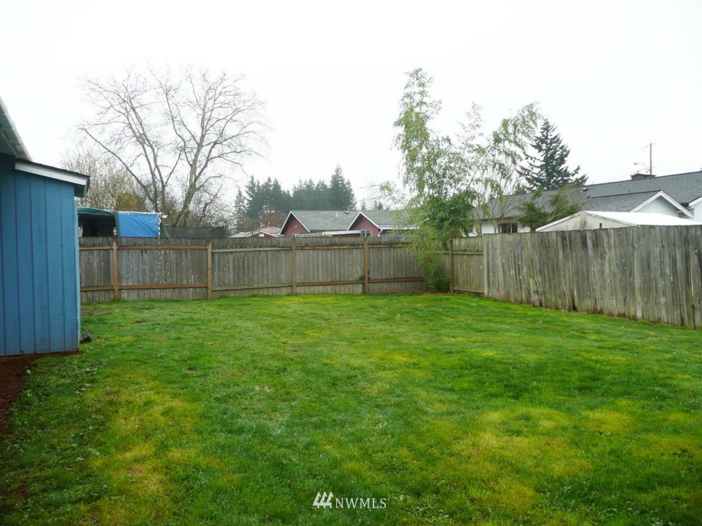 3611 Northeast 10th Lane Renton, WA 98056 - Photo 6 of 6 Gallery Image 6