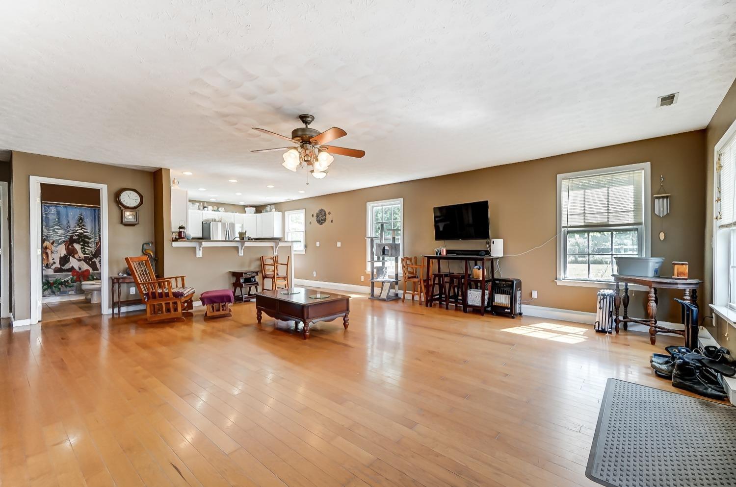 7190 Ross Road Oregonia, OH 45054 - Photo 12 of 36 Gallery Image 12