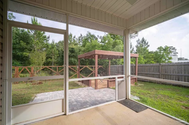 a view of a yard with a sink and a yard