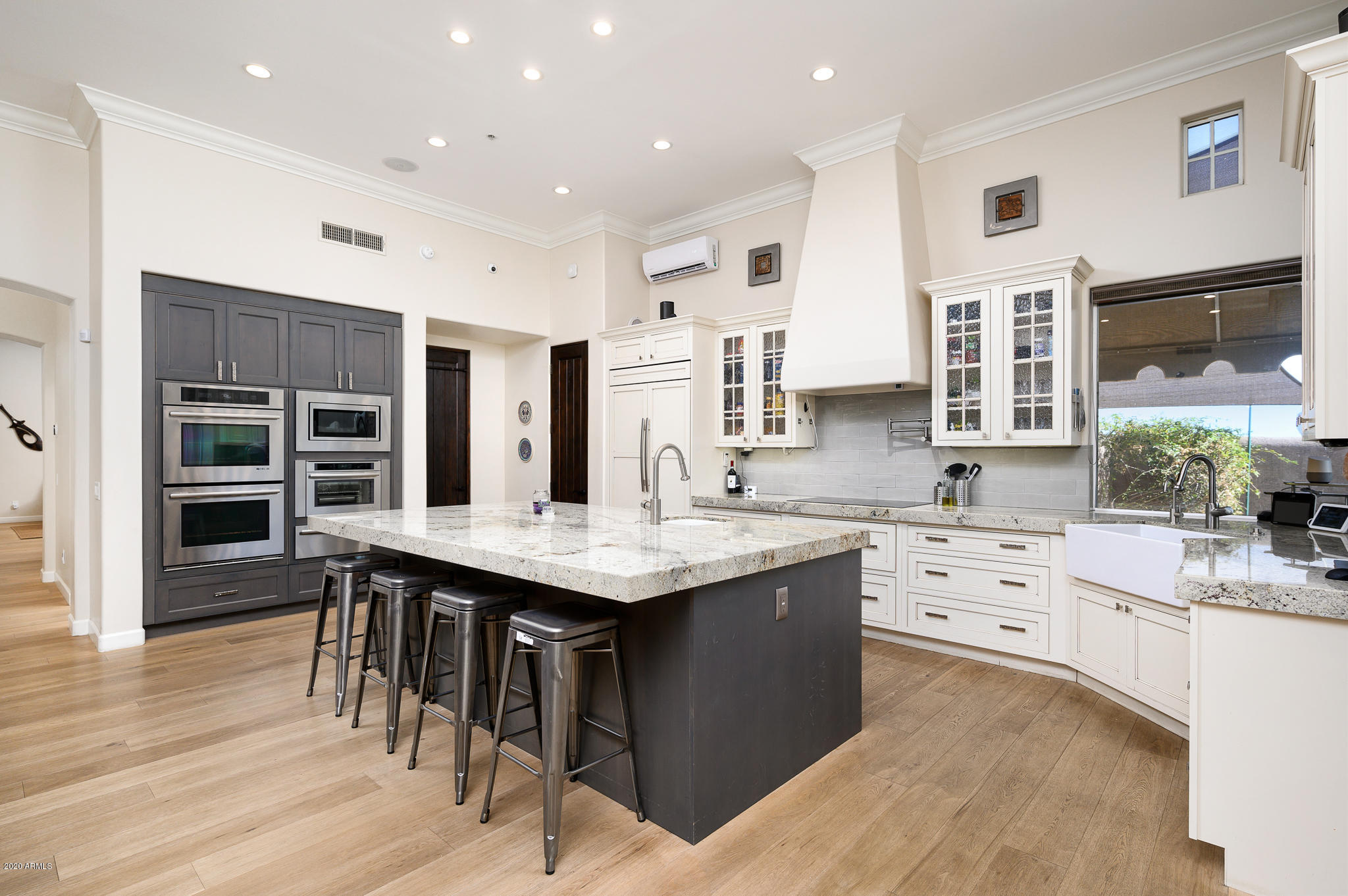 9167 East Mountain Spring Road Scottsdale, AZ 85255 - Photo 8 of 20 Light and bright remodeled kitchen