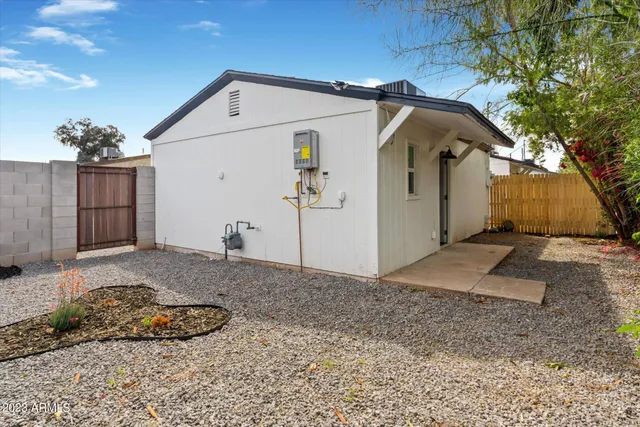 $1,650 | 1808 East Yale Street, Unit 4, Phoenix, AZ 85006