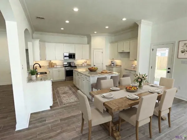 $354,572 | 453 Rue Des Affaires, Houma, LA 70364