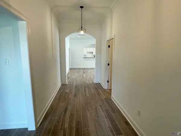 $354,572 | 453 Rue Des Affaires, Houma, LA 70364