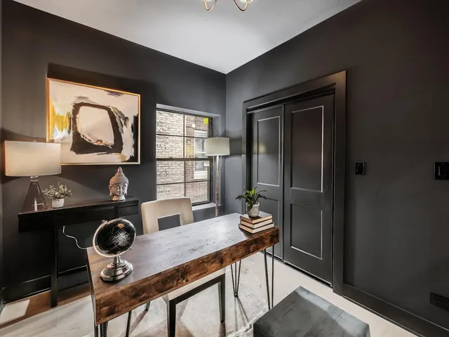 $1,049,000 | 1215 North Taylor Avenue, Oak Park, IL 60302