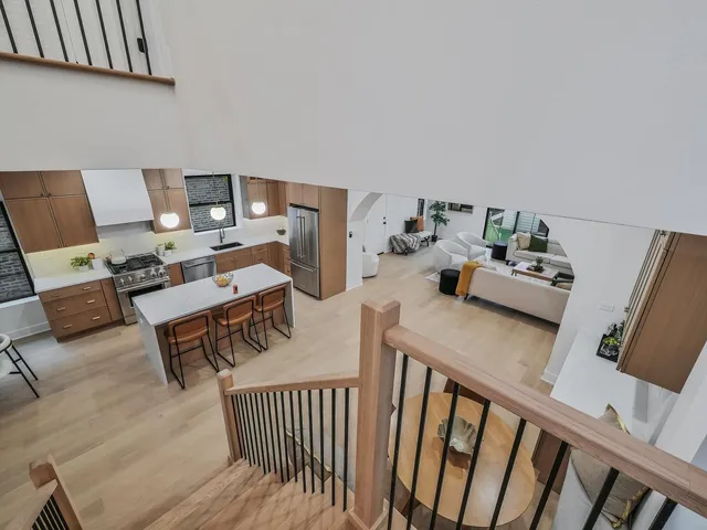 $1,049,000 | 1215 North Taylor Avenue, Oak Park, IL 60302