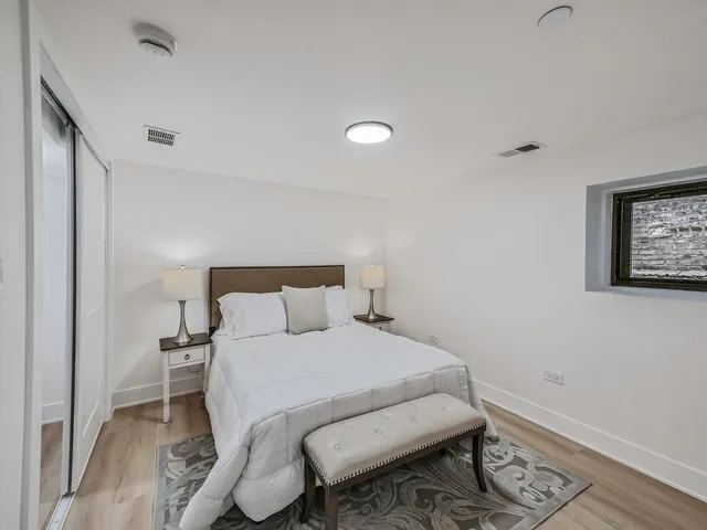 $1,049,000 | 1215 North Taylor Avenue, Oak Park, IL 60302