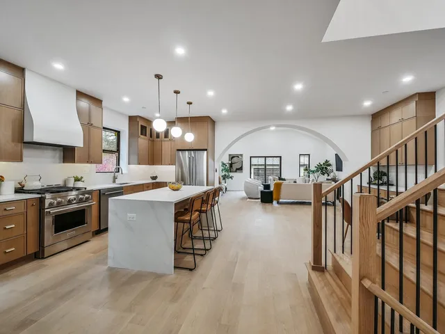 $1,049,000 | 1215 North Taylor Avenue, Oak Park, IL 60302