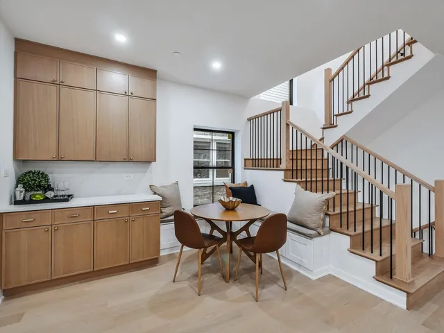 $1,049,000 | 1215 North Taylor Avenue, Oak Park, IL 60302