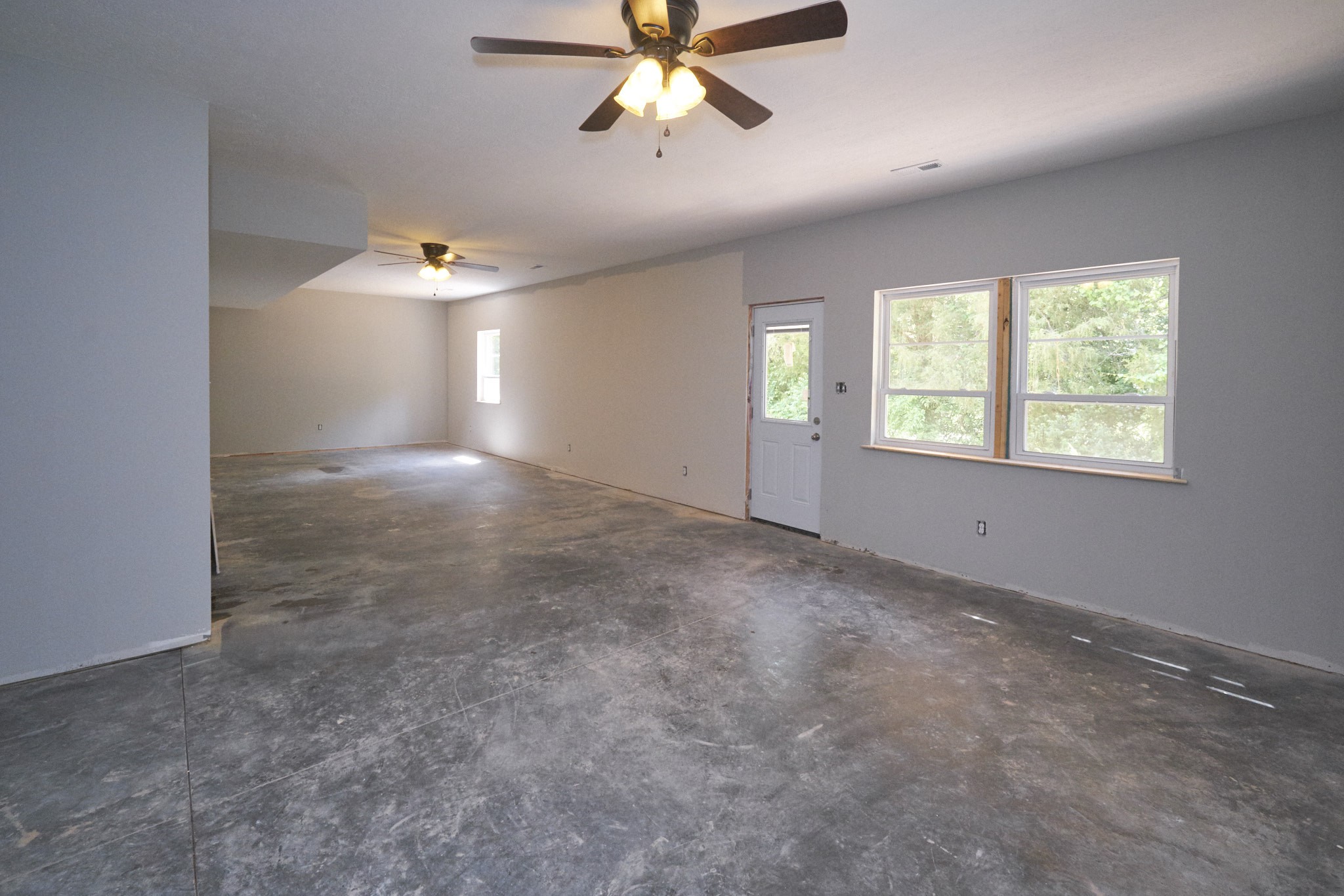 5320 Golden Eagle Lane Corryton, TN 37721 - Photo 18 of 27 a view of an empty room with a window