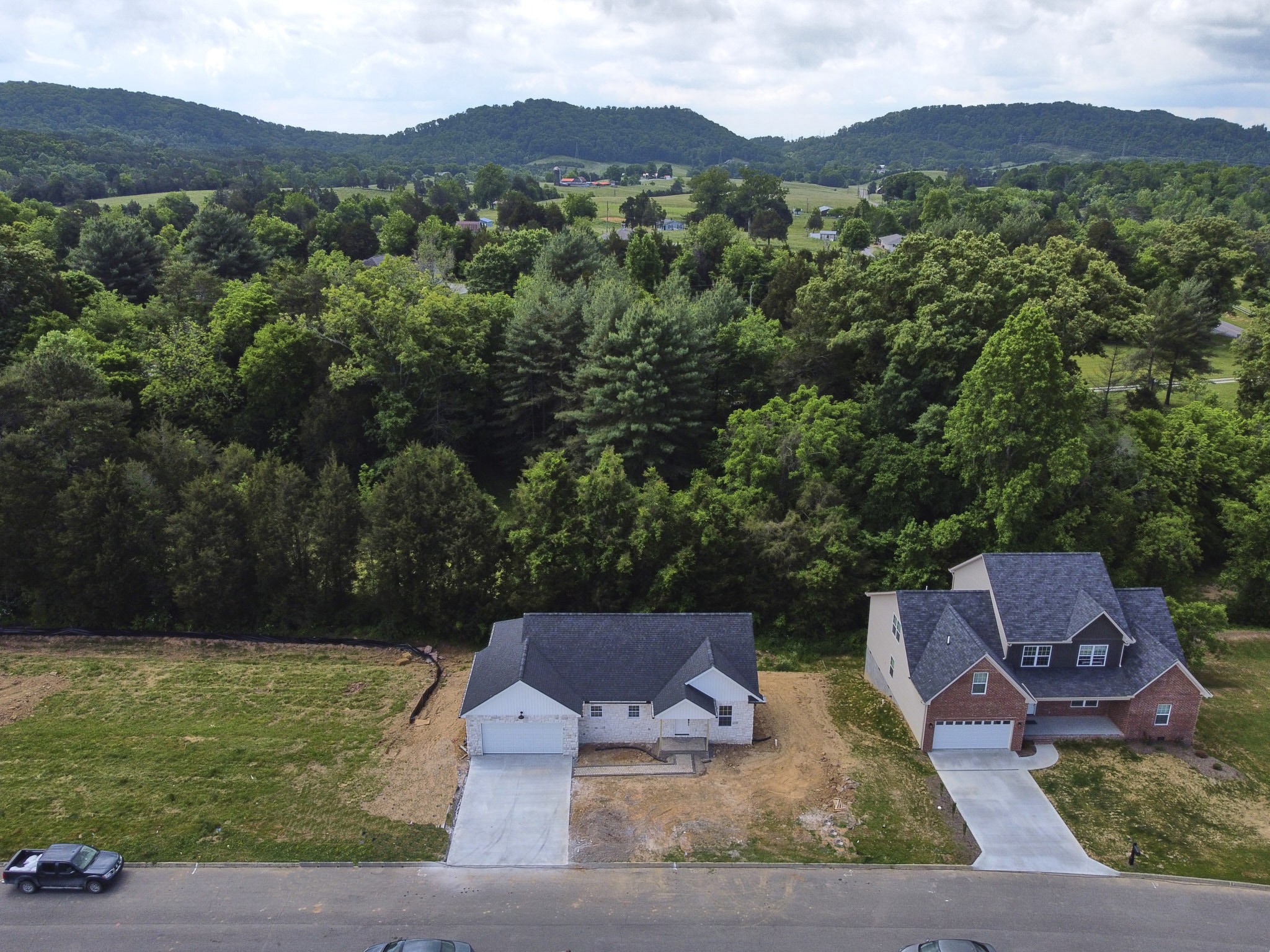 5320 Golden Eagle Lane Corryton, TN 37721 - Photo 2 of 27