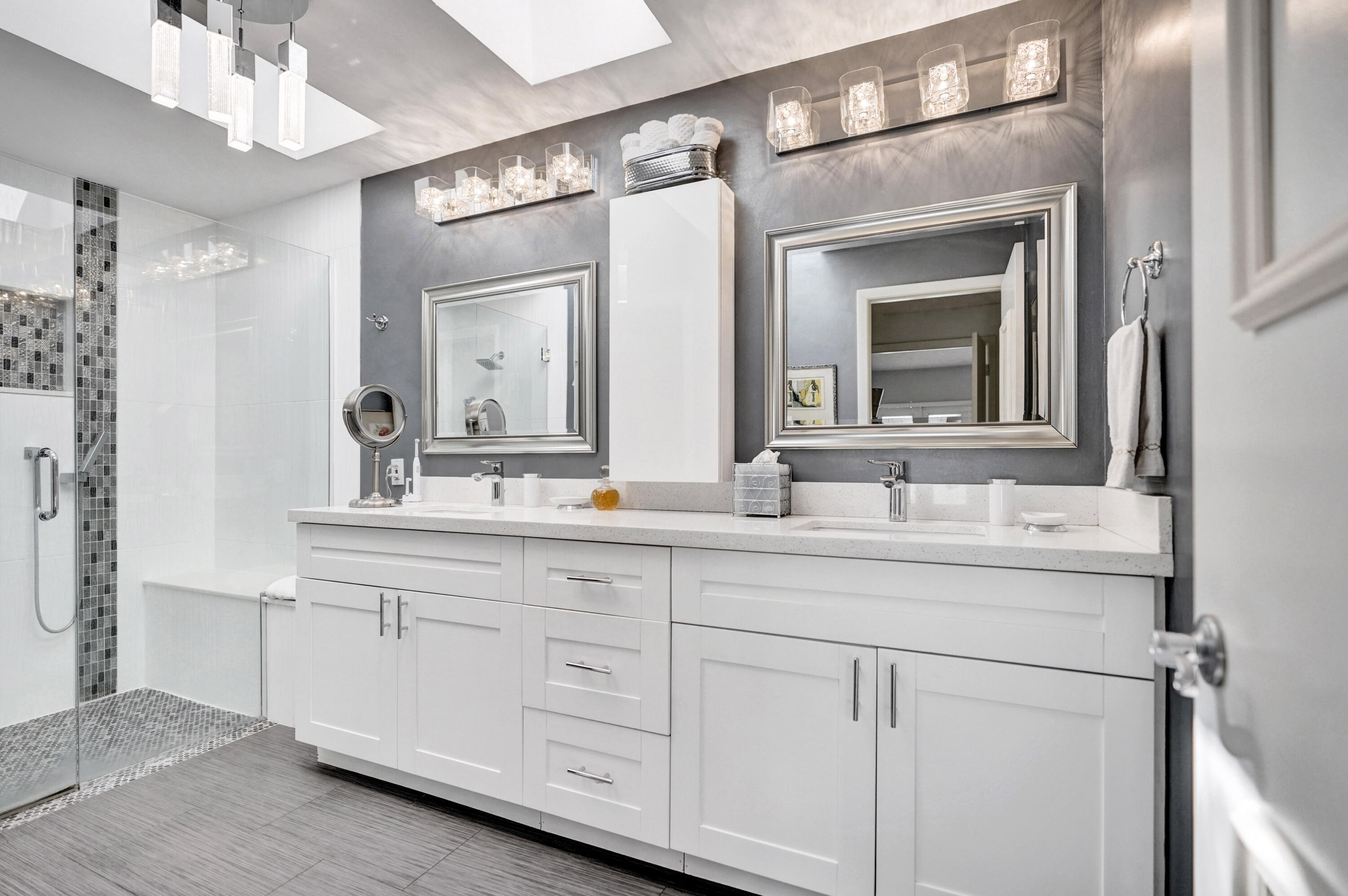 11162 Cloverleaf Circle Boca Raton, FL 33428 - Photo 28 of 66 Primary Bathroom