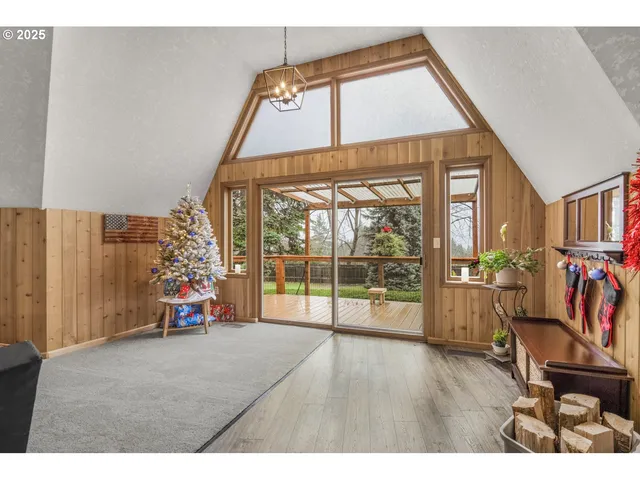 a view of a interior of the house