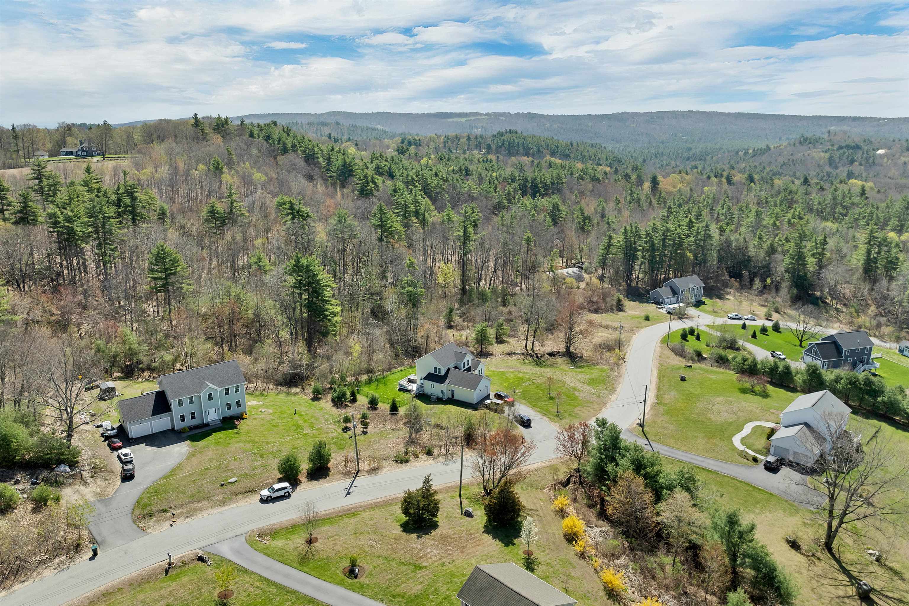 31 Carriage Hill Road Wilton, NH 03086 - Photo 47 of 50