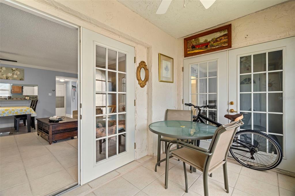 7701 Starkey Road, Unit 332 Seminole, FL 33777 - Photo 4 of 31