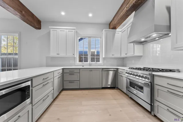 $575,000 | 740 Acadia Street, Baton Rouge, LA 70806