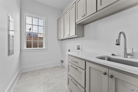 $575,000 | 740 Acadia Street, Baton Rouge, LA 70806