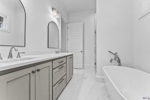 $575,000 | 740 Acadia Street, Baton Rouge, LA 70806