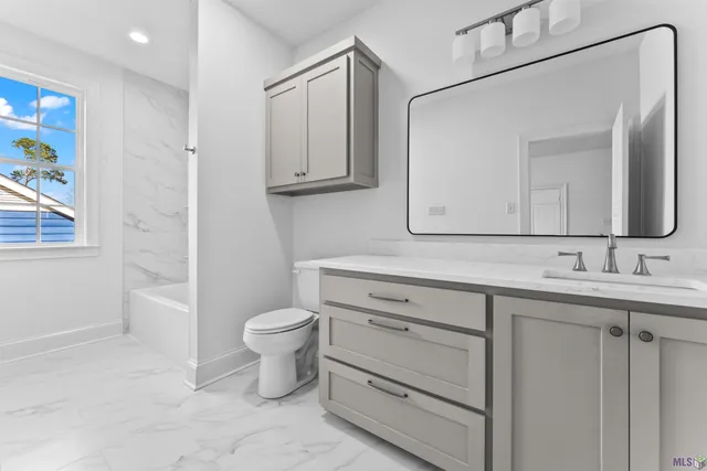 $575,000 | 740 Acadia Street, Baton Rouge, LA 70806