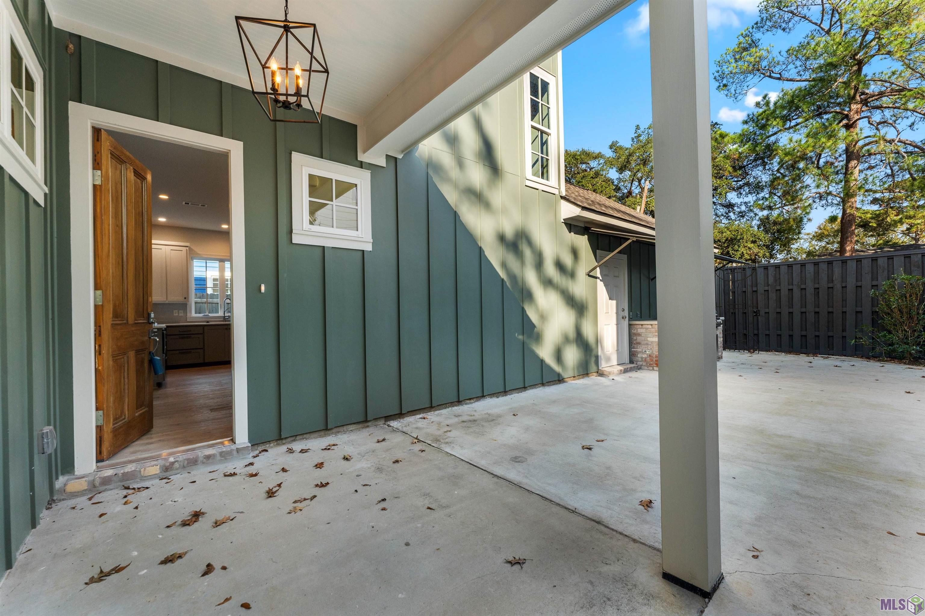 740 Acadia Street Baton Rouge, LA 70806 - Photo 6 of 34