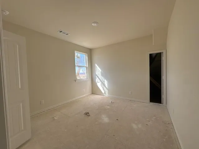 a picture of a wall with a white wall