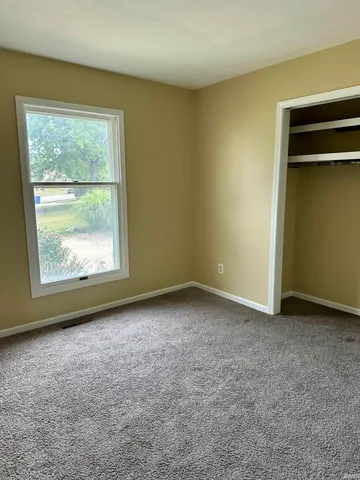 $240,000 | 2010 West Wilno Drive, Marion, IN 46952