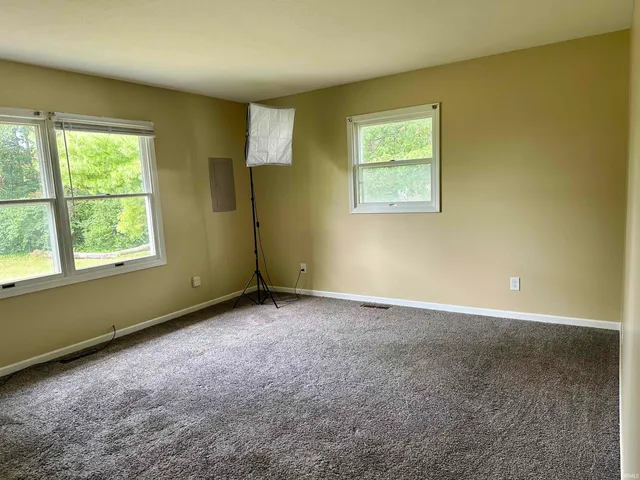 $240,000 | 2010 West Wilno Drive, Marion, IN 46952