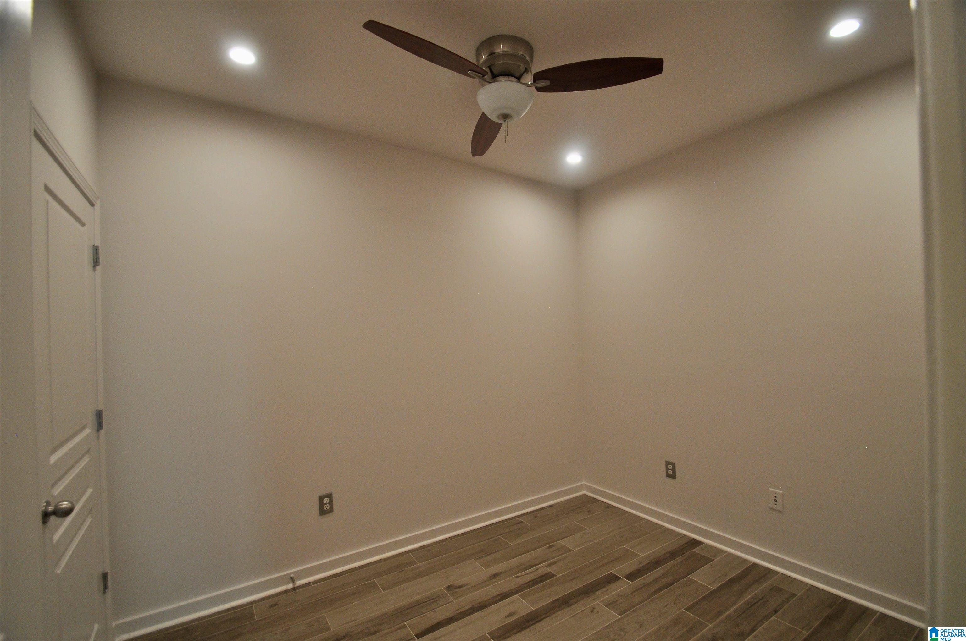 401 20th Street South, Unit 420 Birmingham, AL 35233 - Photo 23 of 47