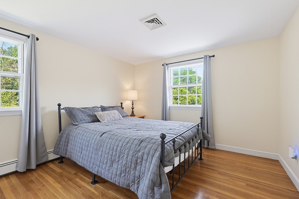 19 Belmont Road Wakefield, MA 01880 - Photo 31 of 42