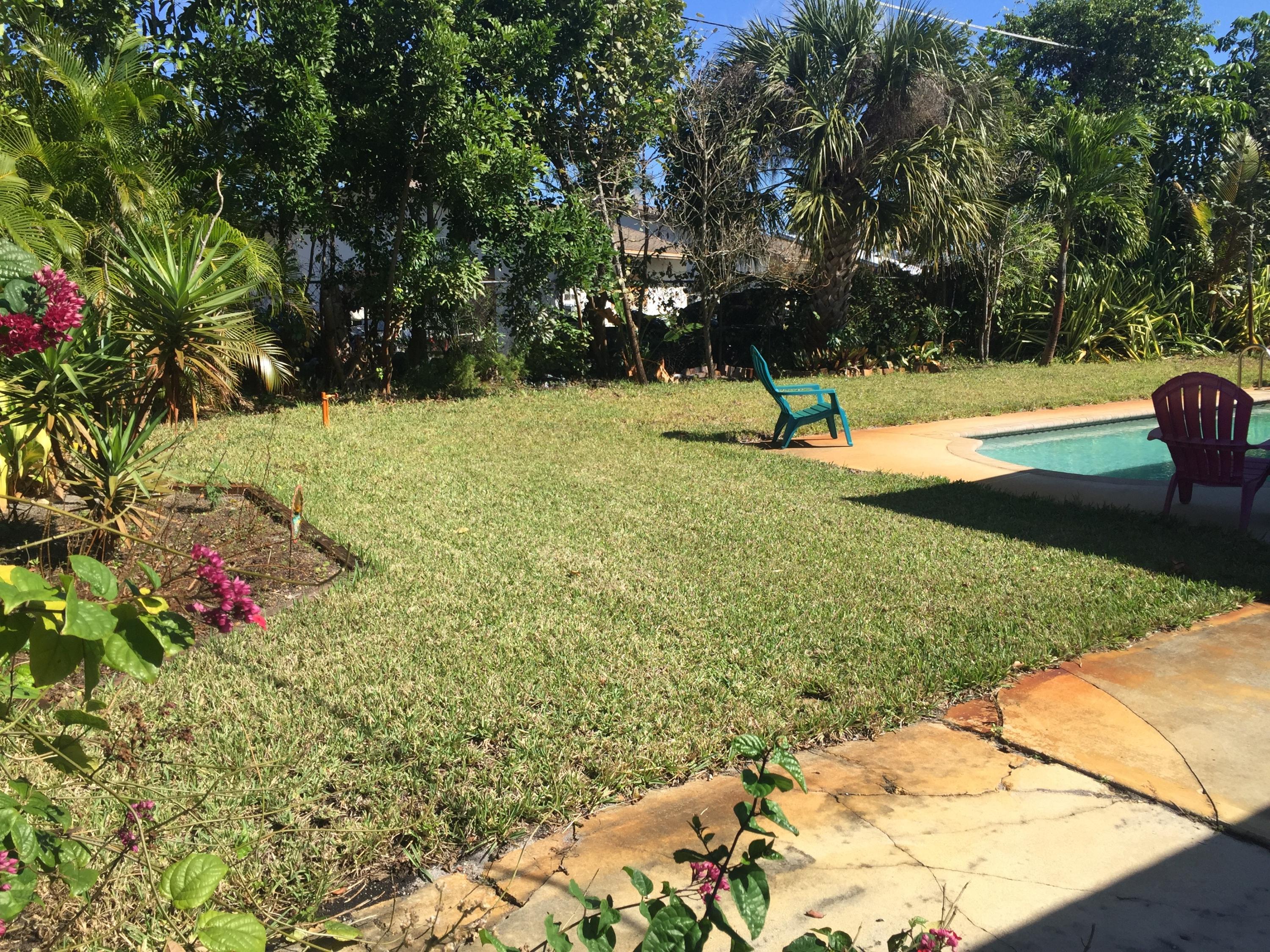 2761 Floral Road Lake Worth, FL 33462 - Photo 4 of 16 IMG_3593