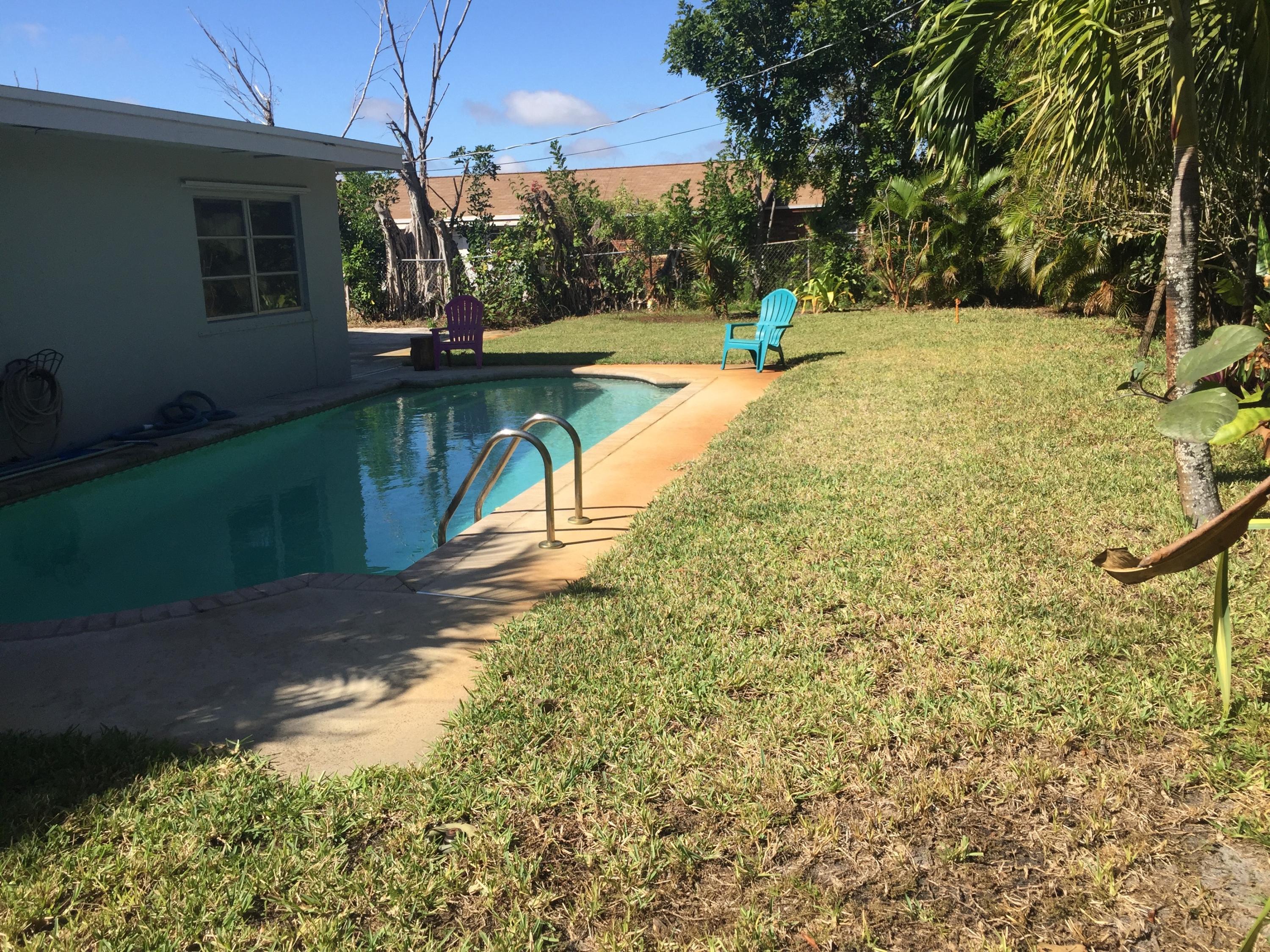 2761 Floral Road Lake Worth, FL 33462 - Photo 5 of 16 IMG_3594