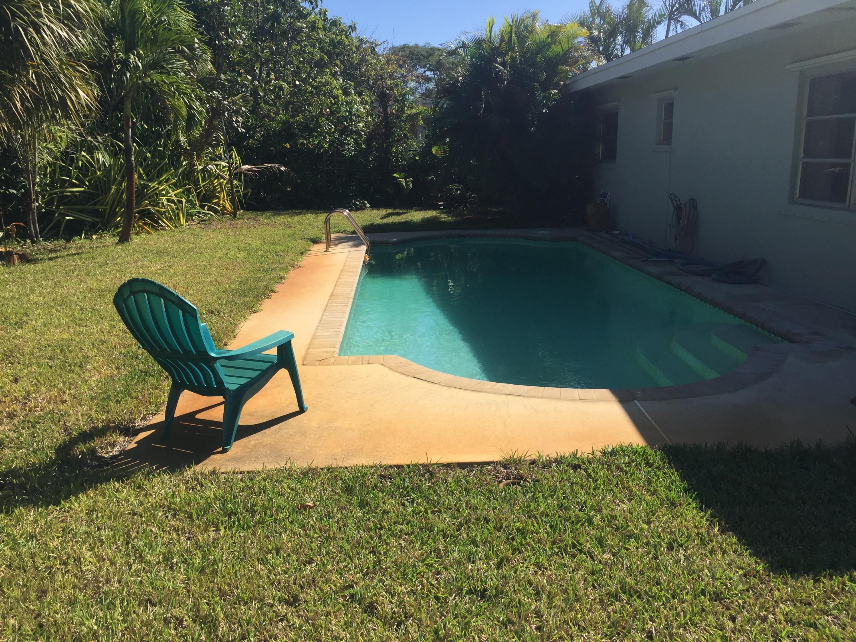 2761 Floral Road Lake Worth, FL 33462 - Photo 9 of 16 IMG_3598