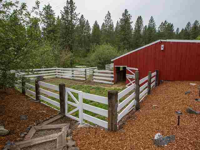 15212 North Hazard Road Spokane, WA 99208 - Photo 16 of 20