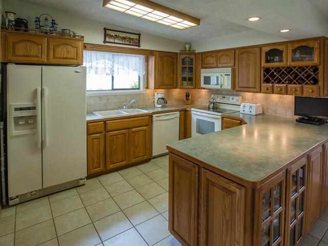 15212 North Hazard Road Spokane, WA 99208 - Photo 7 of 20
