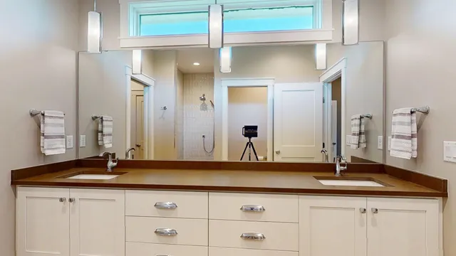 $974,900 | 4822 Winston Lane Southwest, Rochester, MN 55902