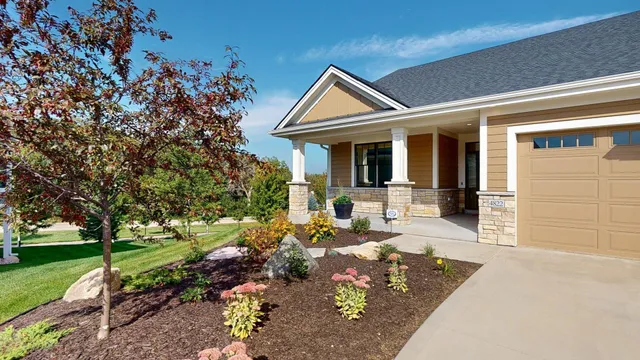 $974,900 | 4822 Winston Lane Southwest, Rochester, MN 55902