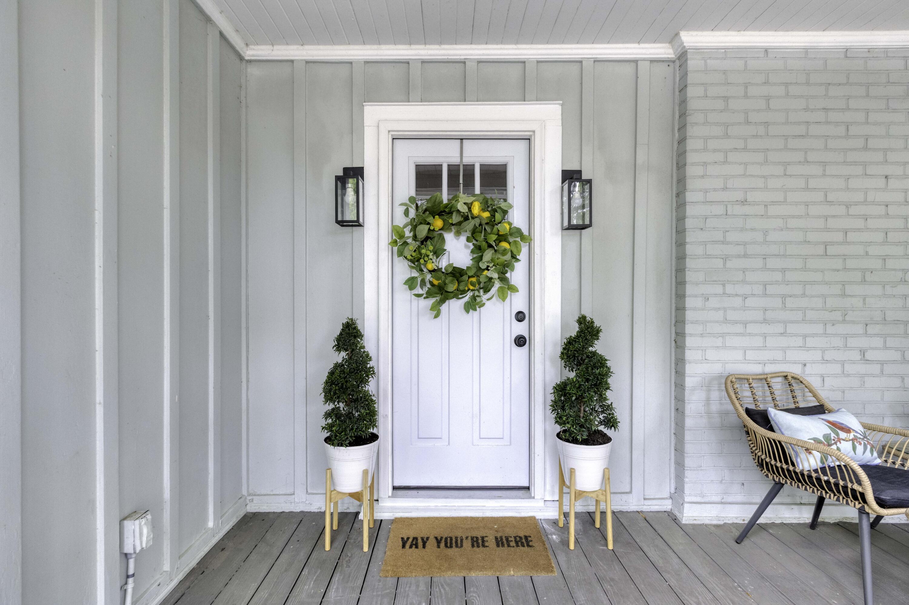 9666 Miles Jamison Road Ladson, SC 29456 - Photo 3 of 57 Front Porch - Casa Verde media LLC1