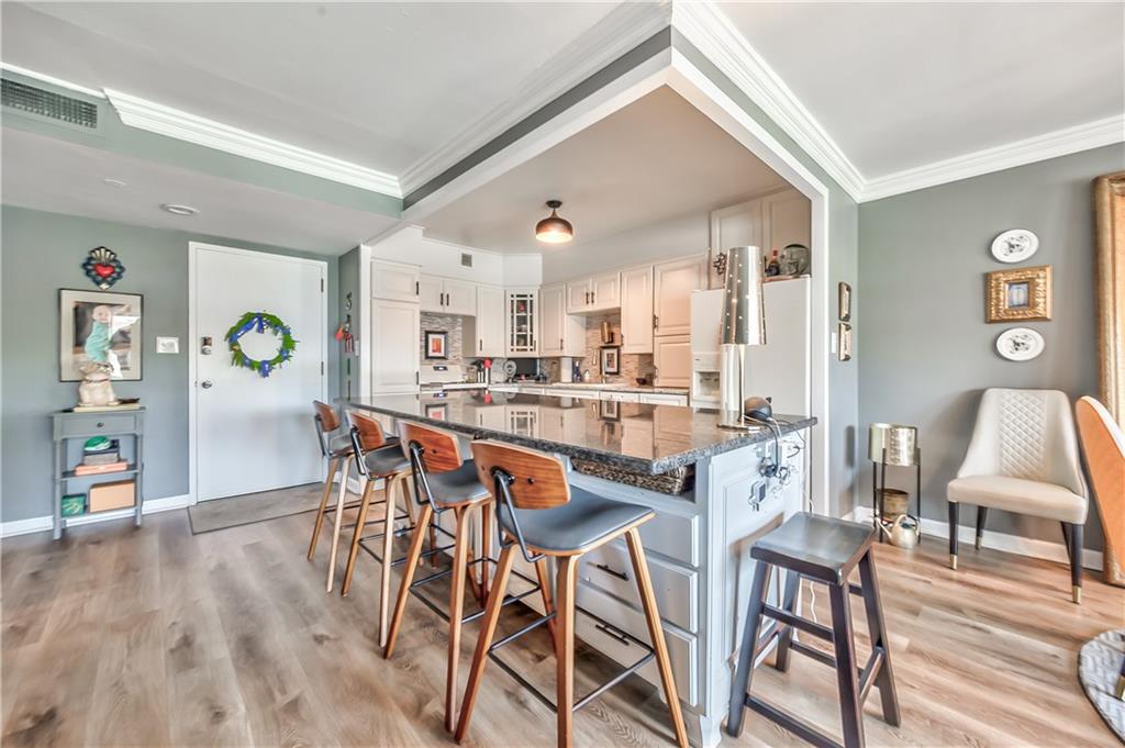 4545 Wornall Road, Unit 101 Kansas City, MO 64111 - Photo 7 of 27