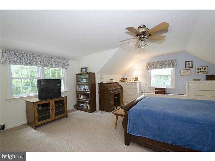 21 Hunters Lane Devon, PA 19333 - Photo 14 of 22