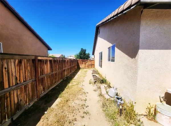 $389,900 | 15249 Braxton Street, Adelanto, CA 92301