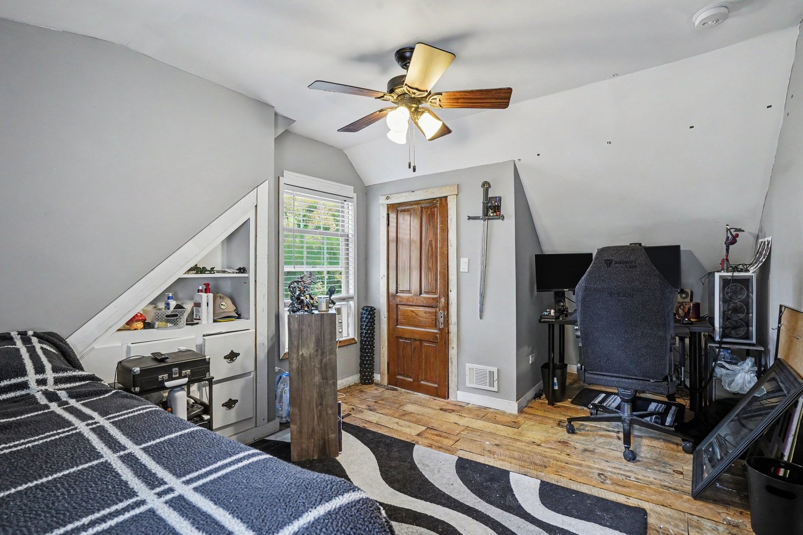 5S254 Radcliff Road Naperville, IL 60563 - Photo 19 of 32