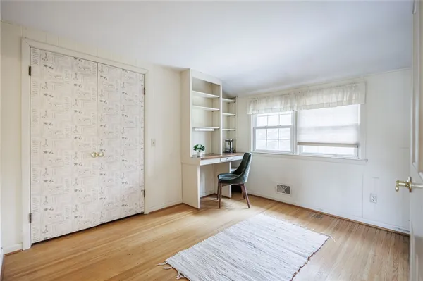 $549,999 | 48 Shelwood Drive, Pittsford, NY 14618