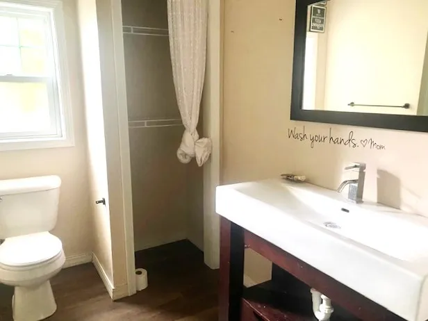 $114,900 | 802 South Peoria Avenue, Dixon, IL 61021